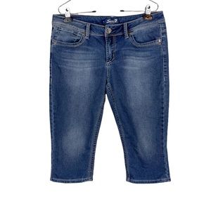 Seven7 Capri Womens Size 10 Medium Wash Cropped Jeans